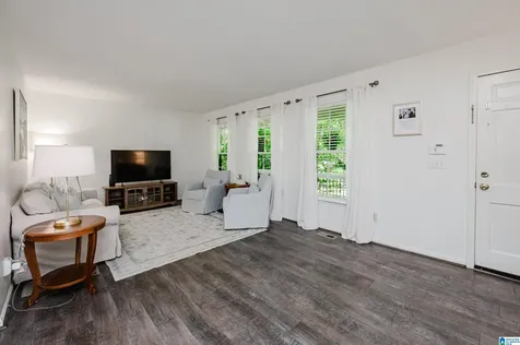 3560 Valley Circle Vestavia Hills AL 35243