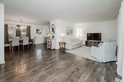3560 Valley Circle Vestavia Hills AL 35243