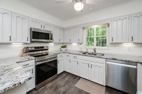 3560 Valley Circle Vestavia Hills AL 35243
