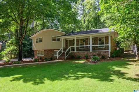 3560 Valley Circle Vestavia Hills AL 35243