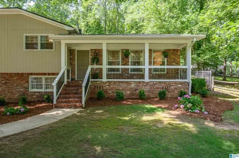3560 Valley Circle Vestavia Hills AL 35243