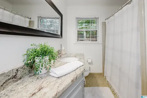 3560 Valley Circle Vestavia Hills AL 35243