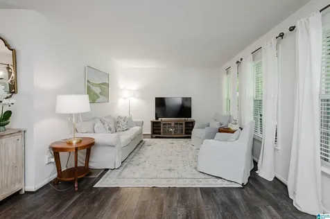 3560 Valley Circle Vestavia Hills AL 35243