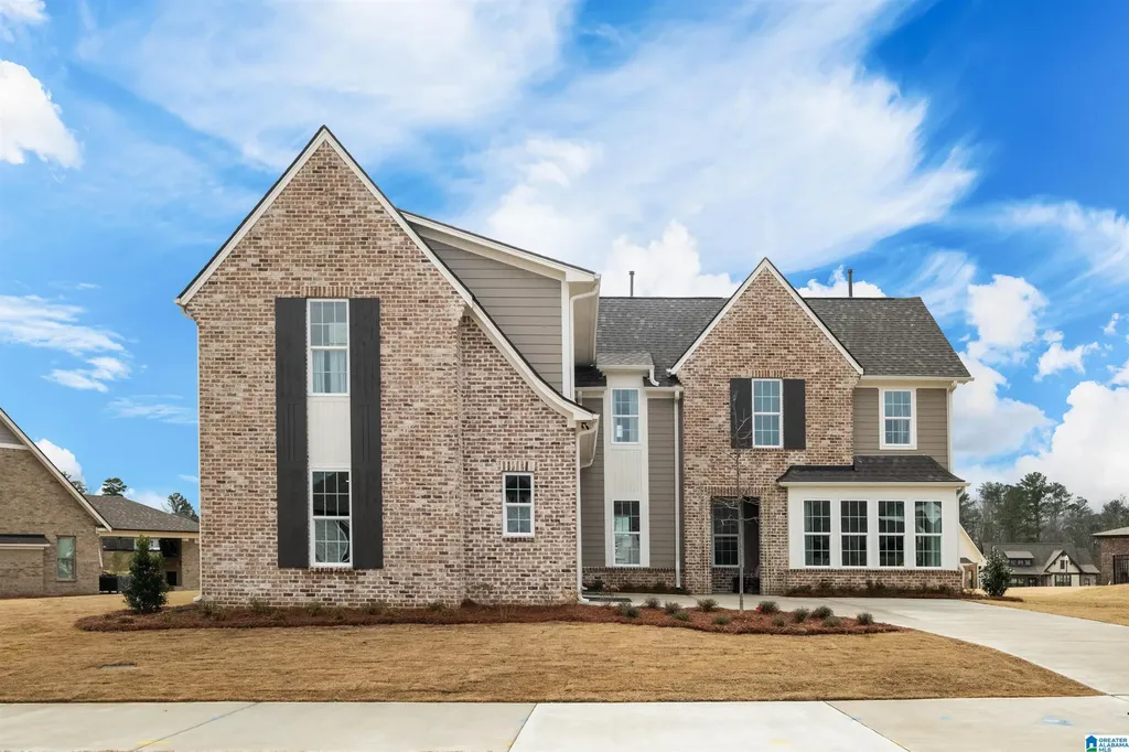 001 Blackridge Crest Hoover AL 35244