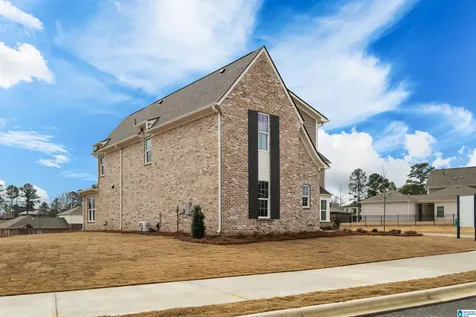 001 Blackridge Crest Hoover AL 35244