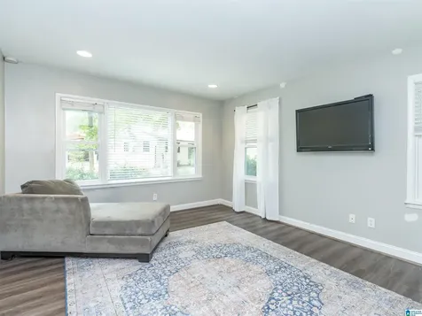 4032 Meadowview Circle Vestavia Hills AL 35243