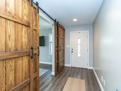 4032 Meadowview Circle Vestavia Hills AL 35243
