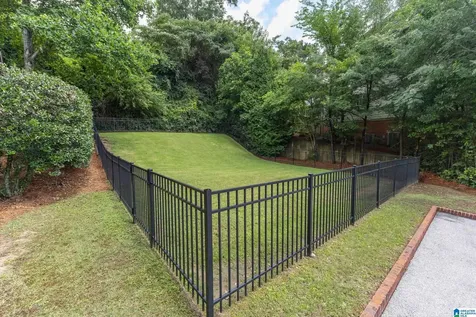 1716 Saulter Road Homewood AL 35209