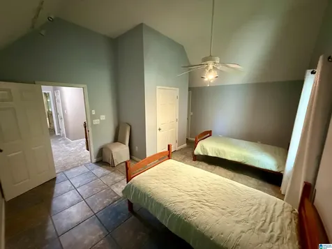300 Twelve Oaks Circle Chelsea AL 35043