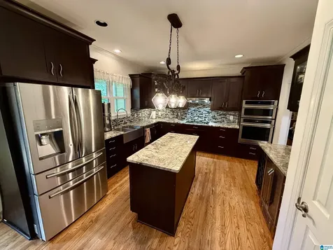 300 Twelve Oaks Circle Chelsea AL 35043