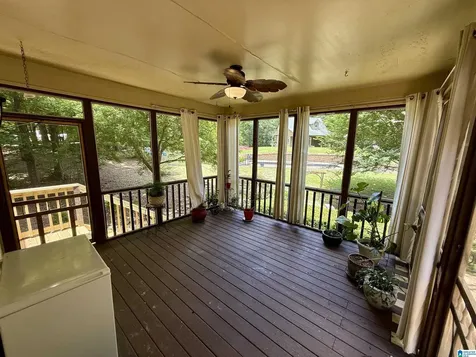 300 Twelve Oaks Circle Chelsea AL 35043