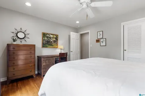 5233 Clairmont Avenue S Birmingham AL 35222