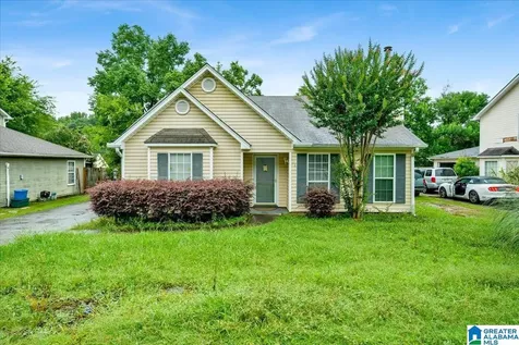 199 Brookhollow Drive Pelham AL 35124