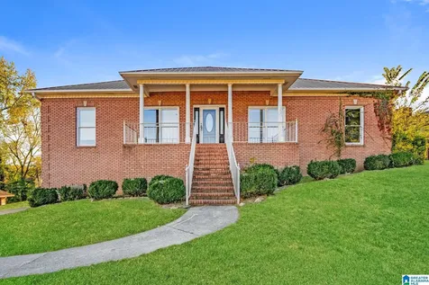 1213 Brook Circle NW Birmingham AL 35215