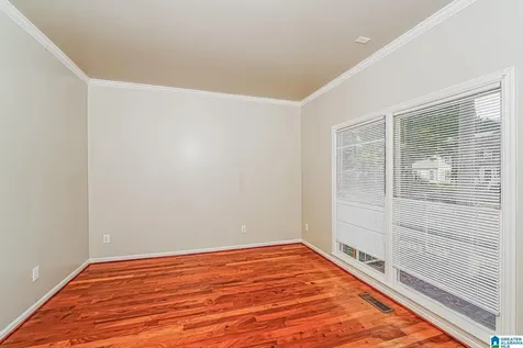 1213 Brook Circle NW Birmingham AL 35215