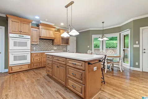 578 Bristol Lane Homewood AL 35226