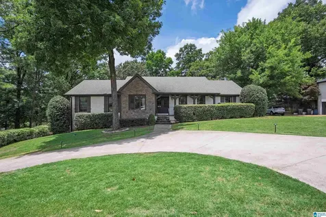 1620 Panorama Drive Vestavia Hills AL 35216