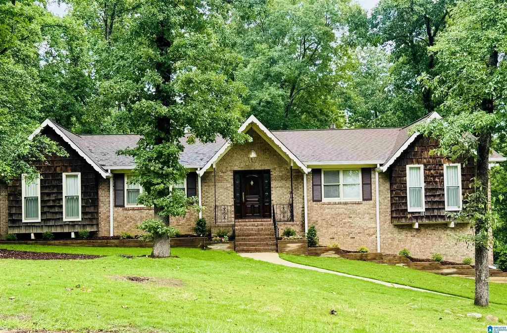 2645 Foothills Drive Hoover AL 35226