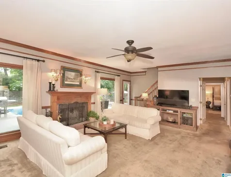 2568 Dolly Ridge Road Vestavia Hills AL 35243