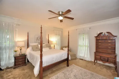 2568 Dolly Ridge Road Vestavia Hills AL 35243