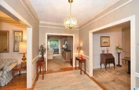 2568 Dolly Ridge Road Vestavia Hills AL 35243