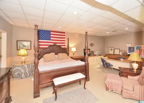 2568 Dolly Ridge Road Vestavia Hills AL 35243