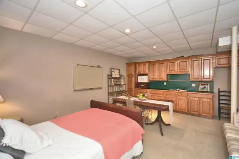 2568 Dolly Ridge Road Vestavia Hills AL 35243