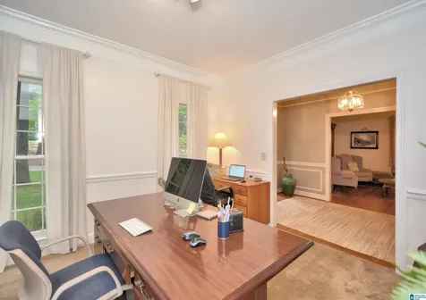 2568 Dolly Ridge Road Vestavia Hills AL 35243
