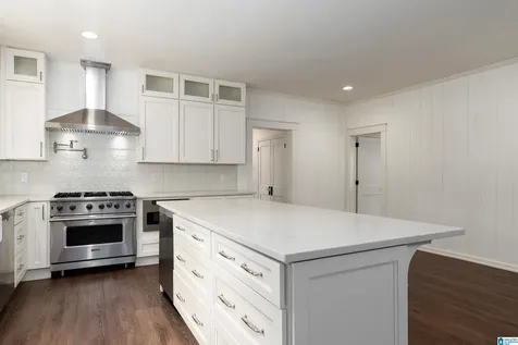 320 Kenilworth Drive Homewood AL 35209