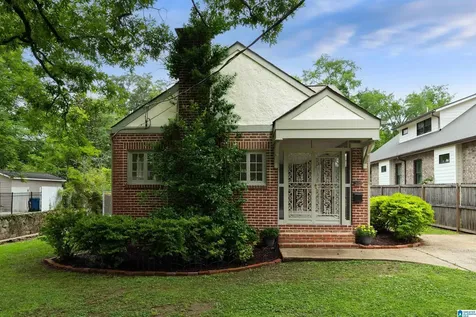 320 Kenilworth Drive Homewood AL 35209