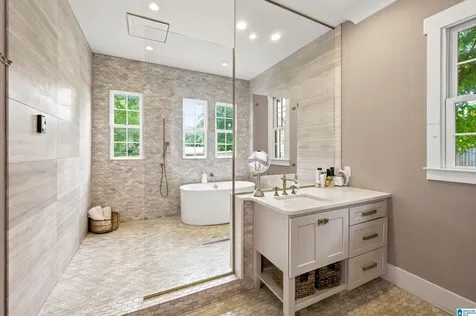 871 Southbend Lane Vestavia Hills AL 35216
