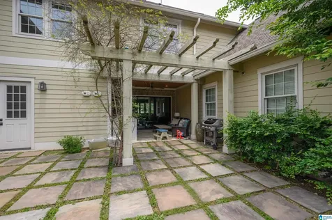 871 Southbend Lane Vestavia Hills AL 35216