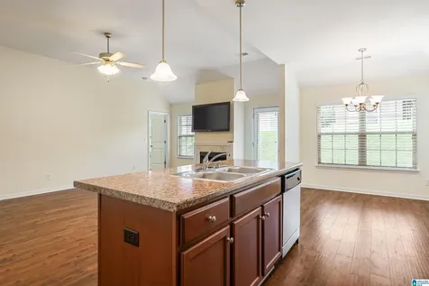 928 Alise Circle Fultondale AL 35068
