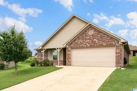 928 Alise Circle Fultondale AL 35068