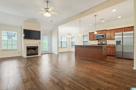 928 Alise Circle Fultondale AL 35068