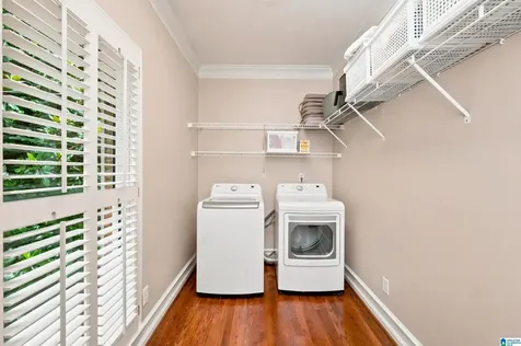 2704 Old Looney Mill Circle Birmingham AL 35243