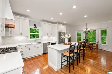 2704 Old Looney Mill Circle Birmingham AL 35243