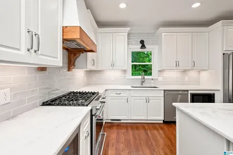 2704 Old Looney Mill Circle Birmingham AL 35243