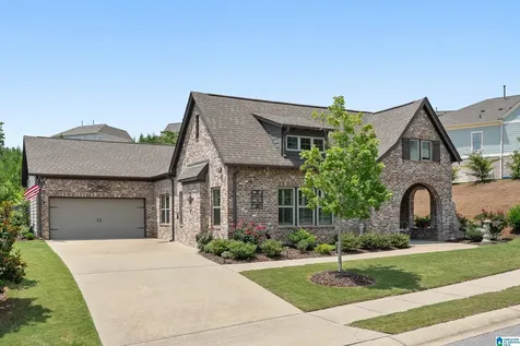 509 Riverwoods Court Helena AL 35080