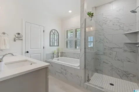 509 Riverwoods Court Helena AL 35080