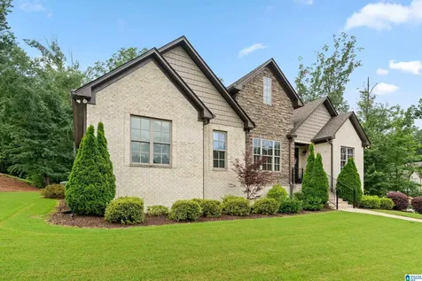 221 Grey Oaks Drive Pelham AL 35124