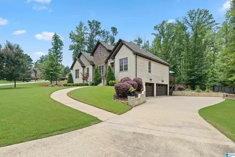 221 Grey Oaks Drive Pelham AL 35124