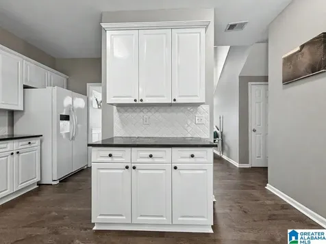 587 Bentmoor Drive Helena AL 35080