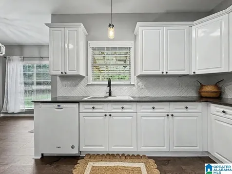 587 Bentmoor Drive Helena AL 35080