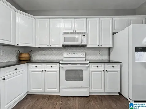 587 Bentmoor Drive Helena AL 35080