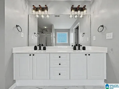 587 Bentmoor Drive Helena AL 35080