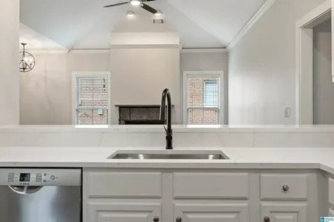 1119 Weybridge Road Pelham AL 35124
