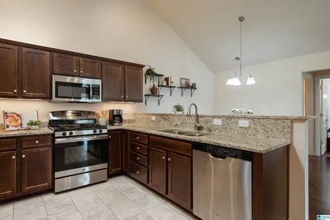 136 Cornerstone Court Birmingham AL 35022