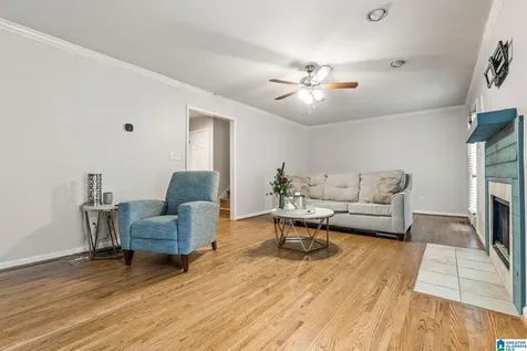 5422 Whisper Wood Circle Hoover AL 35226