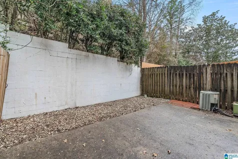 5422 Whisper Wood Circle Hoover AL 35226